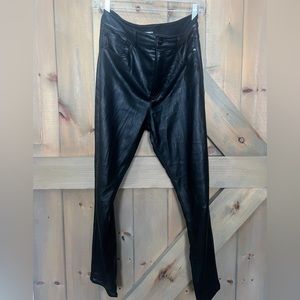 EXPRESS Faux leather pants. Skinny high rise. Size 6